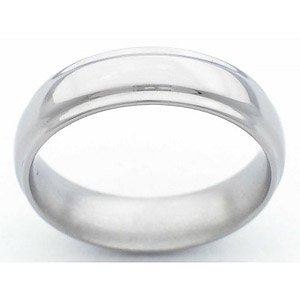 6MM DOMED TITANIUM BAND WITH GROOVED EDGES IN A POLISH FINISH.