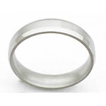 5MM BEVELED TITANIUM BAND IN A SATIN FINISH.